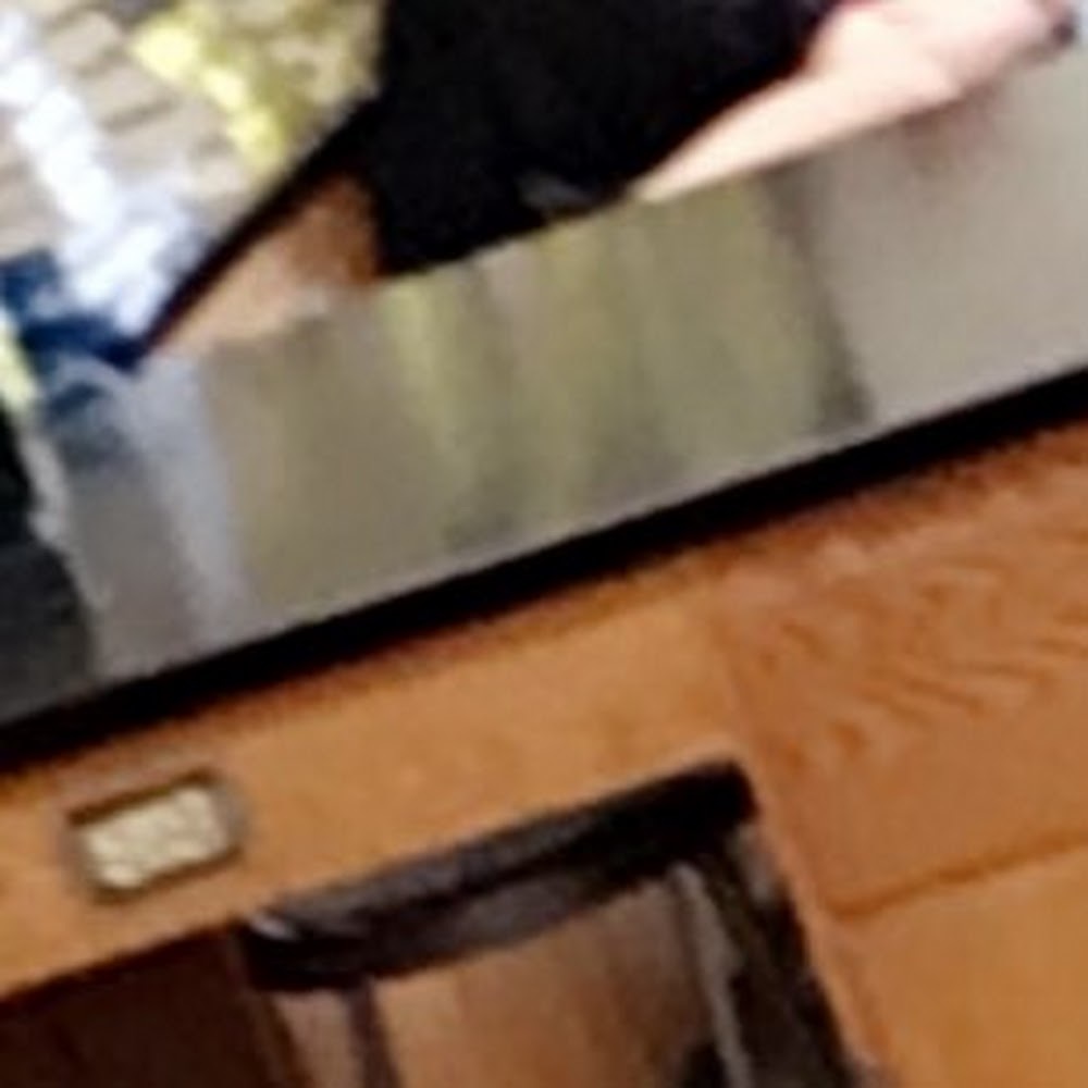 Meet your Posher, Tenzin